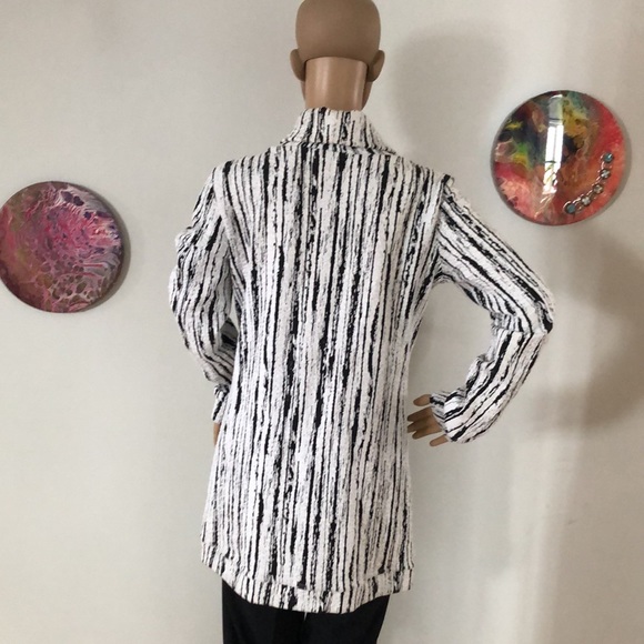 Blondie size small tunic. Handmade . Black and White - Picture 4 of 6